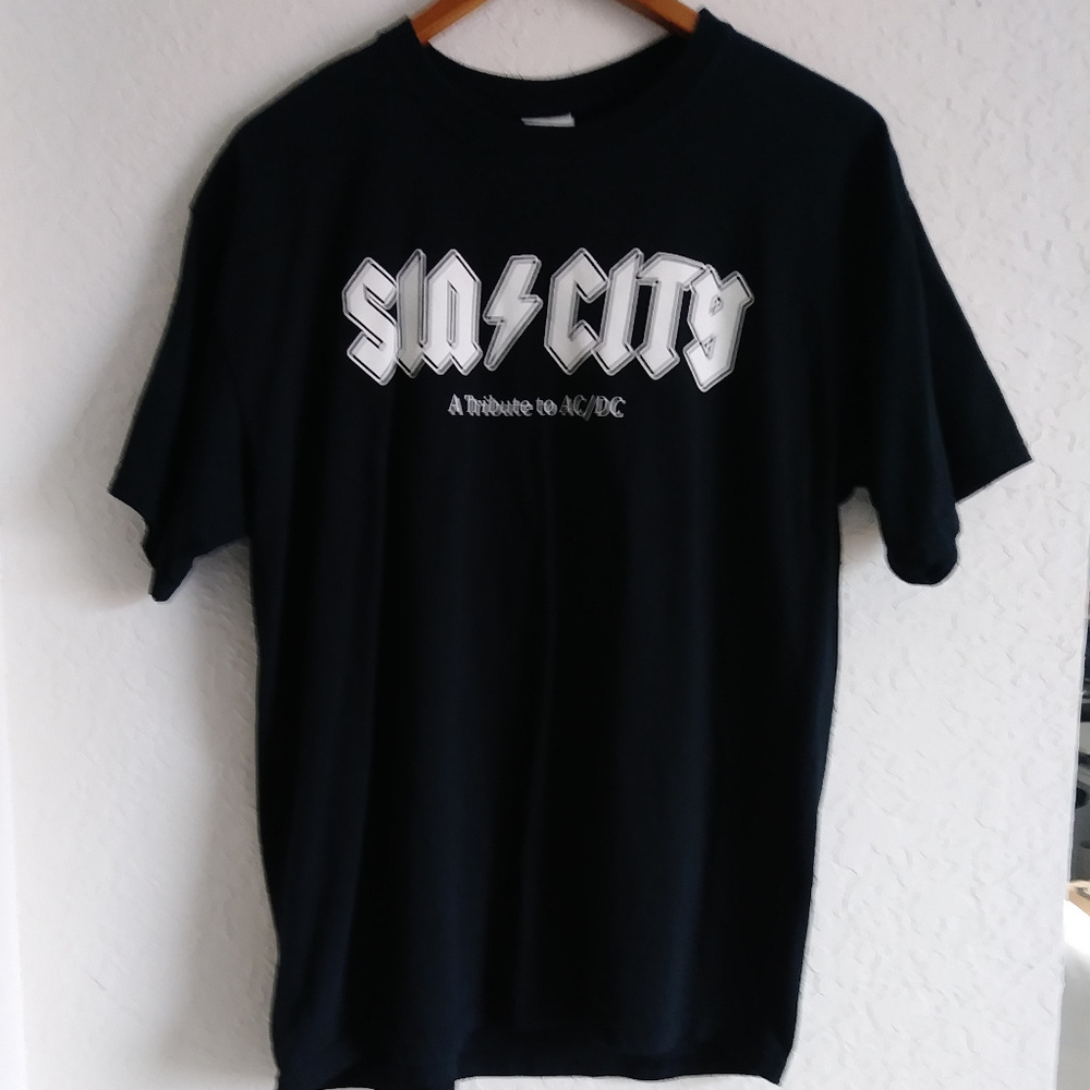 AC/DC  Sin City Tribute T-Shirt Size Large